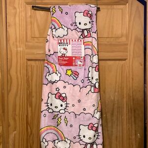 Hello Kitty Rainbow Lightning and Ombré Clouds Plush Blanket NWT 50”x70”